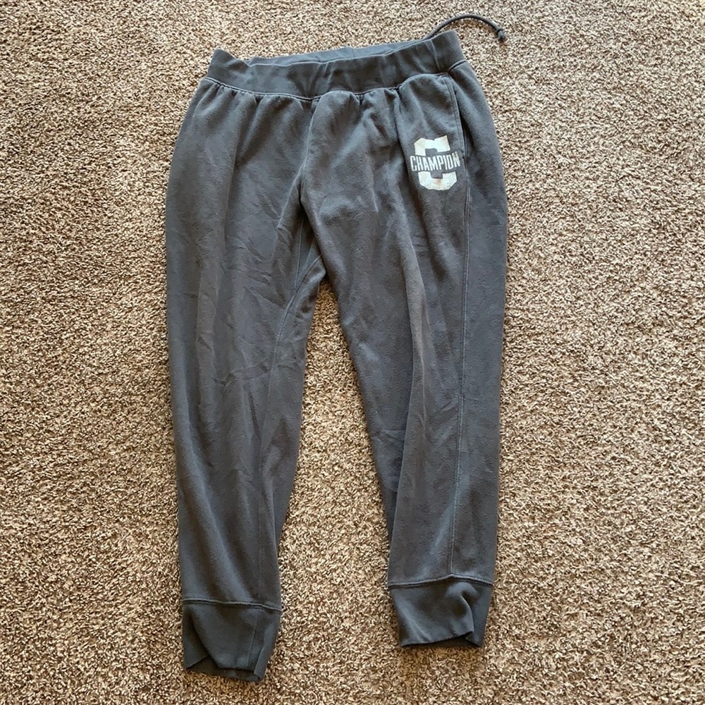 ‼️Men’s Champion Sweatpants‼️